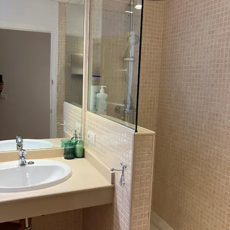 2 Bedroom Virgen De Begona Appartamento Siviglia