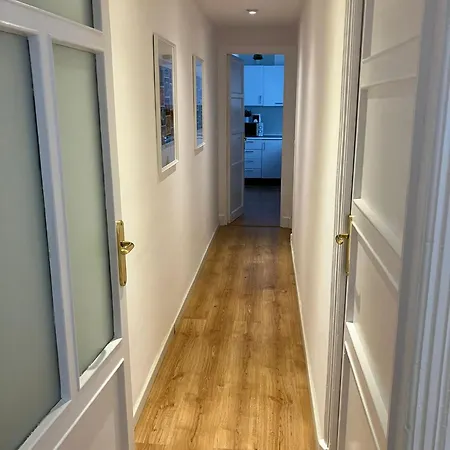 公寓 2 Bedroom Virgen De Begona 塞维利亚