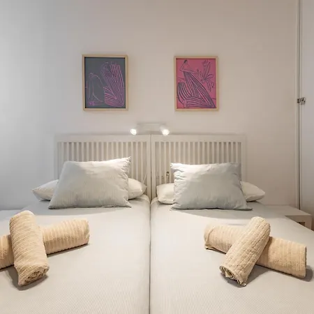 2 Bedroom Virgen De Begona 塞维利亚